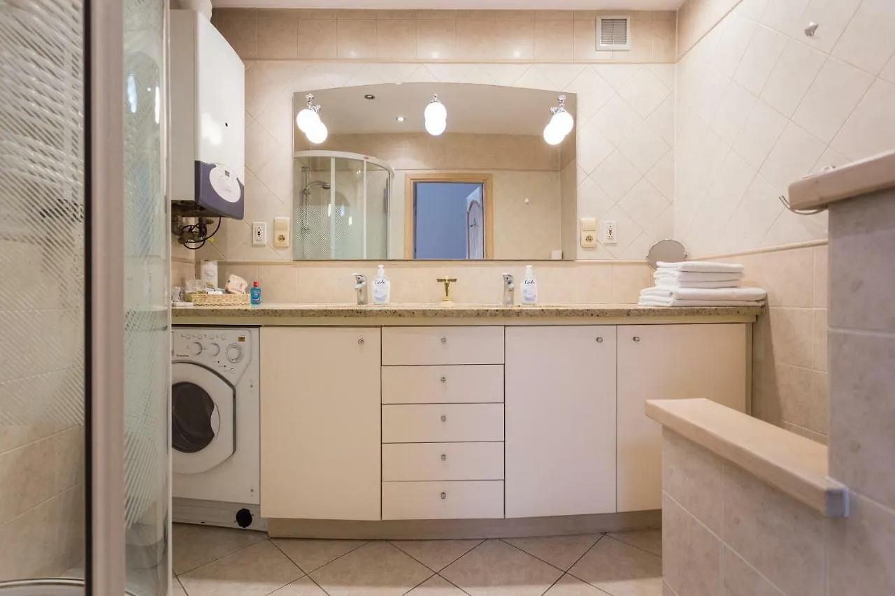 Apartament Avanti Krasków Διαμέρισμα