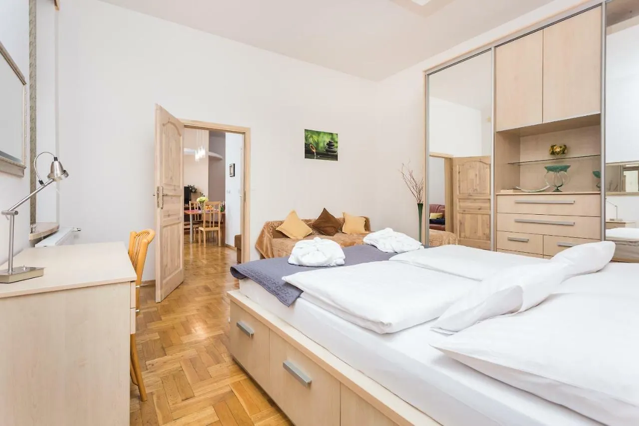 Apartament Avanti Krasków Διαμέρισμα
